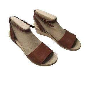 Crocs NEW Leigh-Ann Ankle Strap Leather Wedge Sandals